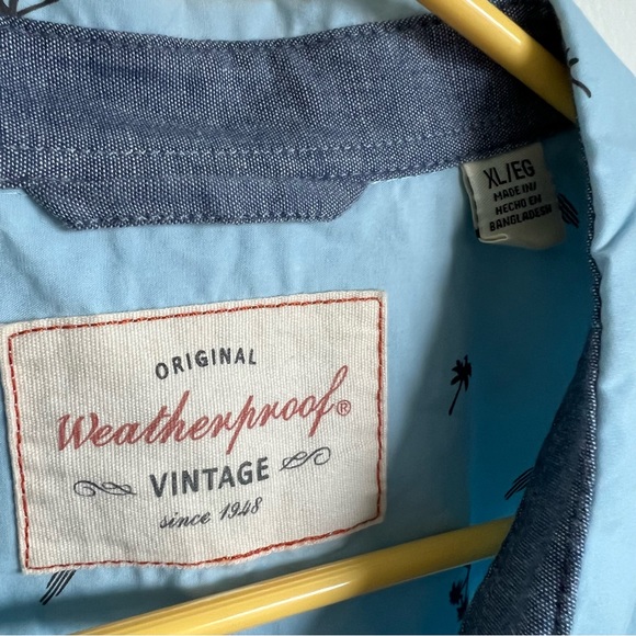 Weatherproof Button Down Shirt 🌴 - Picture 2 of 6